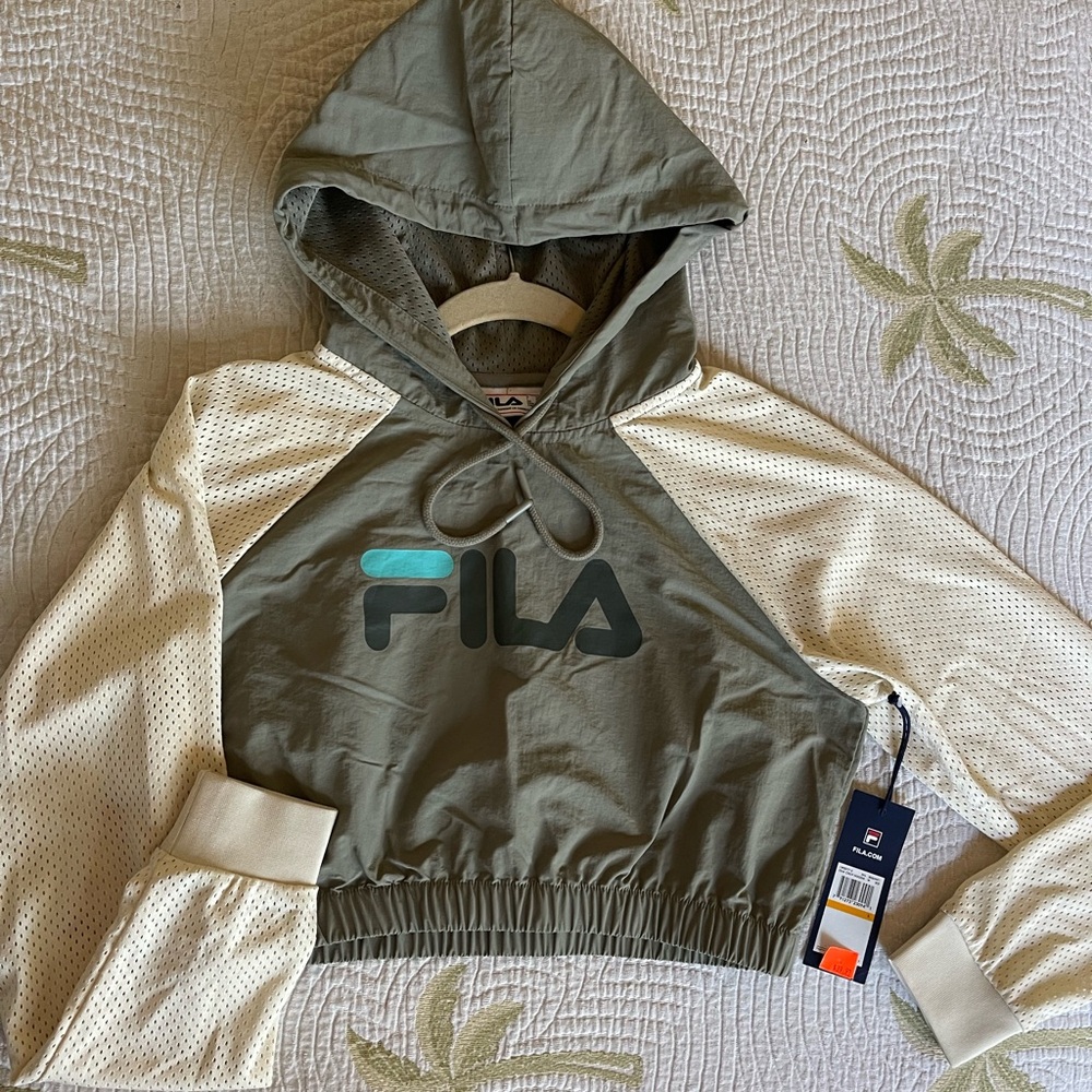 Small FILA Crème & Sage Cropped Hoodie